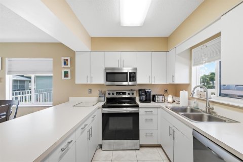 Condominio en venta en Port St. Lucie, Florida, 2 dormitorios, 88.07 m2 № 2190243 - foto 12