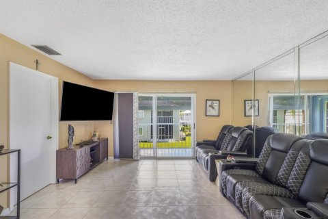 Condominio en venta en Port St. Lucie, Florida, 2 dormitorios, 88.07 m2 № 2190243 - foto 7