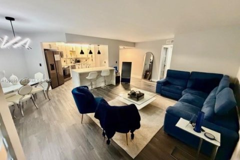 Copropriété à louer à Boca Raton, Floride: 2 chambres, 114.27 m2 № 2091259 - photo 3