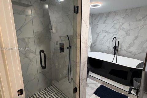 Copropriété à louer à Boca Raton, Floride: 2 chambres, 114.27 m2 № 2091259 - photo 12