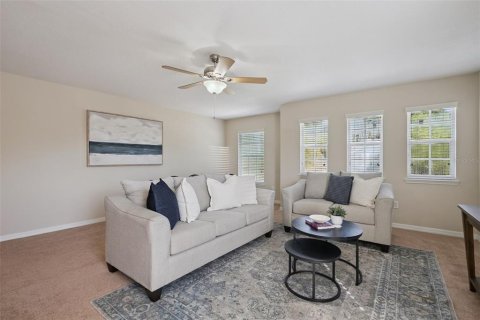 House in MAGNOLIA PARK in Sanford, Florida 4 bedrooms, 320.05 sq.m. № 2231690 - photo 29