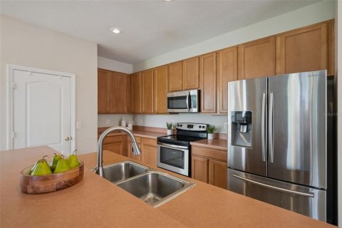 House in MAGNOLIA PARK in Sanford, Florida 4 bedrooms, 320.05 sq.m. № 2231690 - photo 26