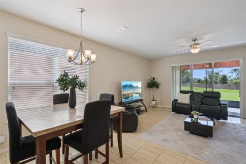 House in MAGNOLIA PARK in Sanford, Florida 4 bedrooms, 320.05 sq.m. № 2231690 - photo 21