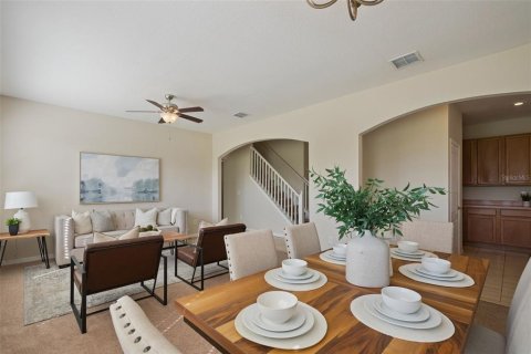 House in MAGNOLIA PARK in Sanford, Florida 4 bedrooms, 320.05 sq.m. № 2231690 - photo 12