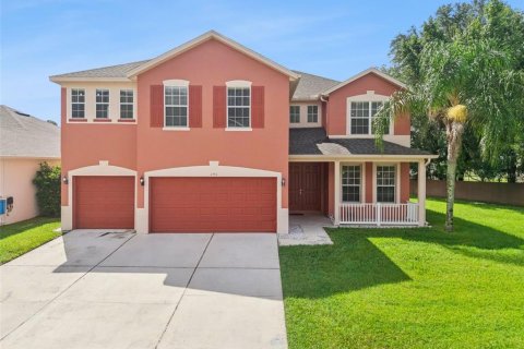 House in MAGNOLIA PARK in Sanford, Florida 4 bedrooms, 320.05 sq.m. № 2231690 - photo 2