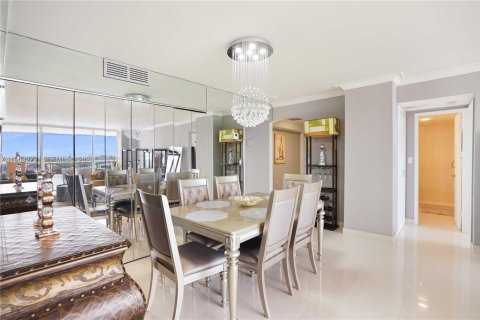 Copropriété à louer à Aventura, Floride: 2 chambres, 105.54 m2 № 2025735 - photo 18