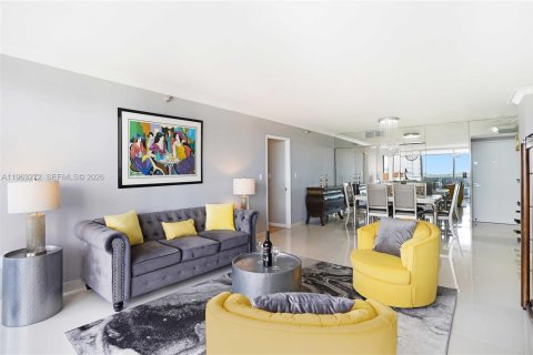 Copropriété à louer à Aventura, Floride: 2 chambres, 105.54 m2 № 2025735 - photo 4