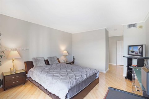 Copropriété à louer à Aventura, Floride: 2 chambres, 105.54 m2 № 2025735 - photo 13