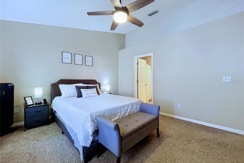 Townhouse in Tampa, Florida 2 bedrooms, 106.47 sq.m. № 2199029 - photo 15