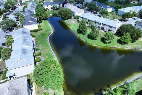 Townhouse in Tampa, Florida 2 bedrooms, 106.47 sq.m. № 2199029 - photo 25