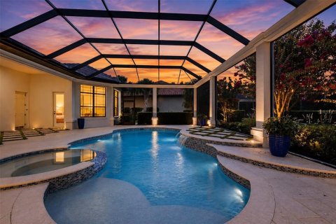 House in Sarasota, Florida 4 bedrooms, 453.08 sq.m. № 2152256 - photo 20