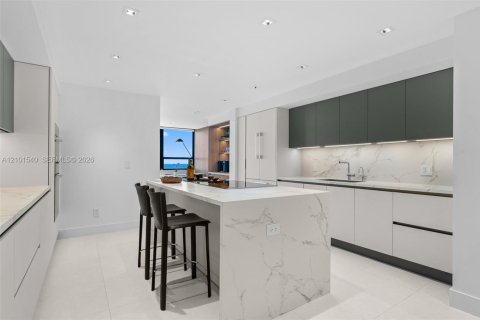 Copropriété à vendre à Miami, Floride: 3 chambres, 242.85 m2 № 2414304 - photo 4