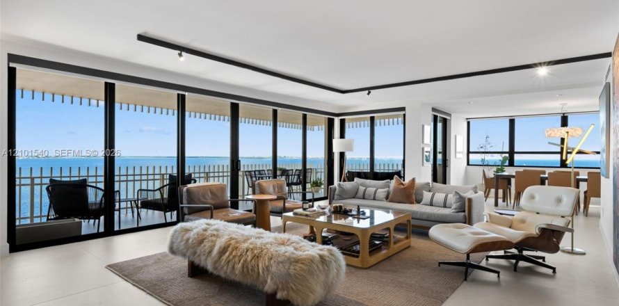 Condo à Miami, Floride, 3 chambres  № 2414304