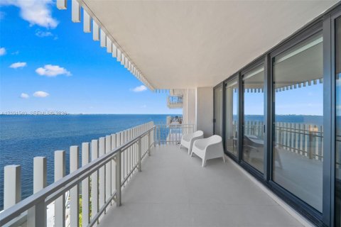 Copropriété à vendre à Miami, Floride: 3 chambres, 242.85 m2 № 2414304 - photo 10