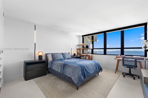 Copropriété à vendre à Miami, Floride: 3 chambres, 242.85 m2 № 2414304 - photo 13