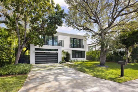 Villa ou maison à South Miami, Floride 5 chambres, 378.02 m2 № 1995639