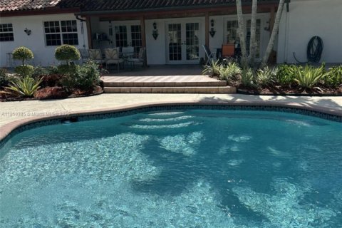 Casa en venta en Southwest Ranches, Florida, 5 dormitorios, 431.16 m2 № 1888391 - foto 21