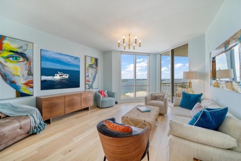 Купить кондоминиум в Клируотер, Флорида 6 комнат, 155.7м2, № 1658585 - фото 3