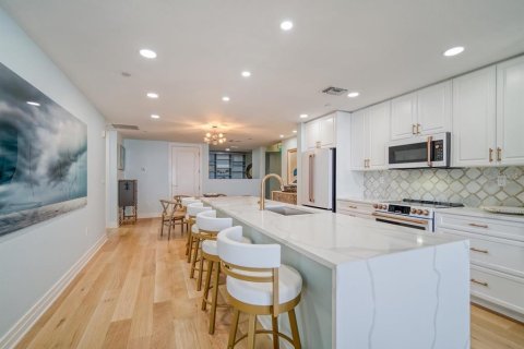 Купить кондоминиум в Клируотер, Флорида 6 комнат, 155.7м2, № 1658585 - фото 6
