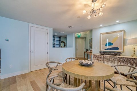Купить кондоминиум в Клируотер, Флорида 6 комнат, 155.7м2, № 1658585 - фото 11