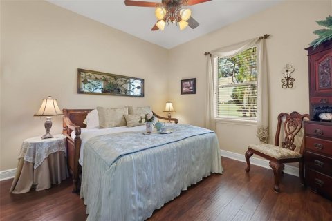 House in Tavares, Florida 3 bedrooms, 200.3 sq.m. № 2236085 - photo 21