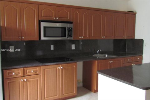 Снять в аренду кондоминиум в Майами-Бич, Флорида 36.23м2, № 2069443 - фото 4