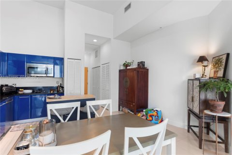 Copropriété à louer à Miami, Floride: 1 chambre № 2042247 - photo 4