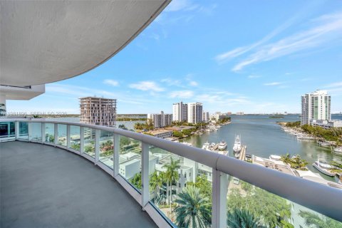 Купить кондоминиум в Норт-Бей-Виллидж, Флорида 2 спальни, 118.36м2, № 2043665 - фото 29