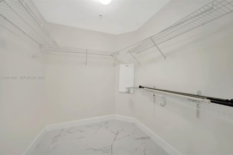 Купить кондоминиум в Норт-Бей-Виллидж, Флорида 2 спальни, 118.36м2, № 2043665 - фото 23