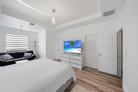 Townhouse in Miami Lakes, Florida 3 bedrooms, 170.75 sq.m. № 1941297 - photo 10