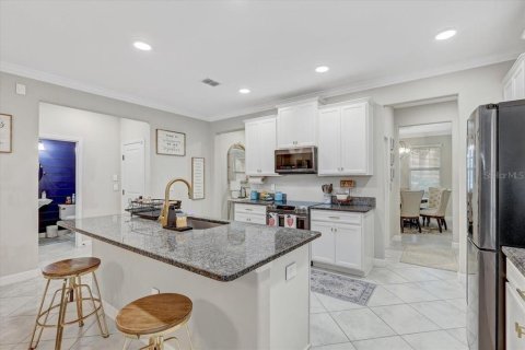 Villa ou maison à vendre à Sun City Center, Floride: 5 chambres, 356.19 m2 № 2404682 - photo 9