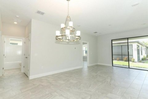 Casa en venta en Poinciana, Florida, 2 dormitorios, 126.72 m2 № 1805740 - foto 5