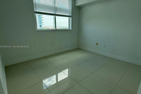 Купить кондоминиум в Майами, Флорида 2 спальни, 83.8м2, № 2011489 - фото 16