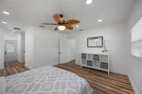 Casa en venta en Sarasota, Florida, 5 dormitorios, 362.88 m2 № 1297149 - foto 22