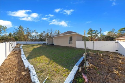 House in Homosassa, Florida 4 bedrooms, 207.73 sq.m. № 2097696 - photo 9