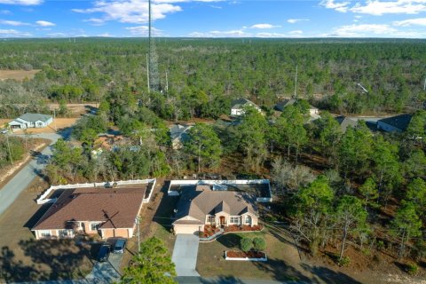 House in Homosassa, Florida 4 bedrooms, 207.73 sq.m. № 2097696 - photo 13