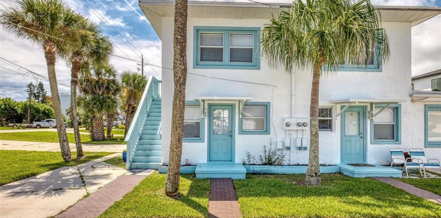 Immobilier commercial à New Smyrna Beach, Floride 4 chambres, 104.24 m2 № 1907177