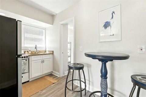 Immobilier commercial à vendre à New Smyrna Beach, Floride: 4 chambres, 104.24 m2 № 1907177 - photo 12