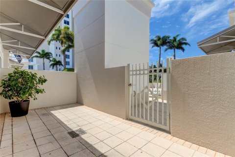 Купить кондоминиум в Клируотер, Флорида 3 комнаты, 136.75м2, № 1509118 - фото 5