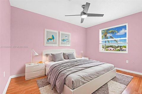 Купить виллу или дом в Купер-Сити, Флорида 3 спальни, 198.07м2, № 1996527 - фото 24