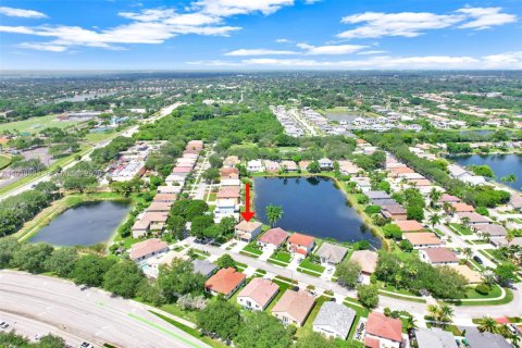 Купить виллу или дом в Купер-Сити, Флорида 3 спальни, 198.07м2, № 1996527 - фото 29