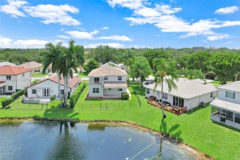 Купить виллу или дом в Купер-Сити, Флорида 3 спальни, 198.07м2, № 1996527 - фото 3