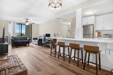 Купить кондоминиум в Майами, Флорида 2 спальни, 84.91м2, № 2060885 - фото 8
