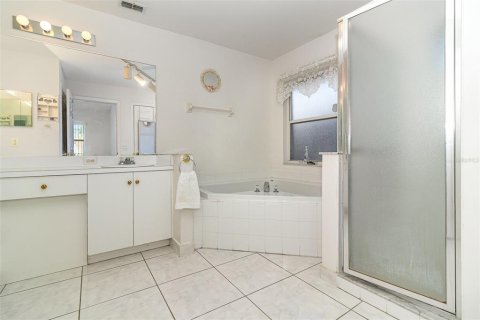 Villa ou maison à vendre à Clermont, Floride: 3 chambres, 158.12 m2 № 1746541 - photo 15