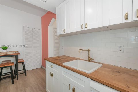 Copropriété à louer à Miami Beach, Floride: 1 chambre, 46.45 m2 № 2000875 - photo 20