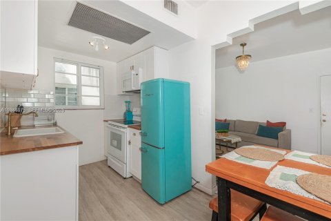 Copropriété à louer à Miami Beach, Floride: 1 chambre, 46.45 m2 № 2000875 - photo 24