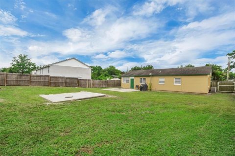 House in Mulberry, Florida 3 bedrooms, 111.2 sq.m. № 1765260 - photo 15