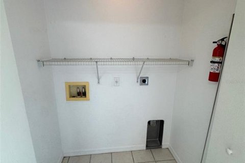 Apartamento en alquiler en Belleview, Florida, 3 dormitorios, 92.9 m2 № 1812574 - foto 19