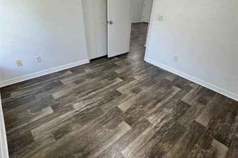 Apartamento en alquiler en Belleview, Florida, 3 dormitorios, 92.9 m2 № 1812574 - foto 15