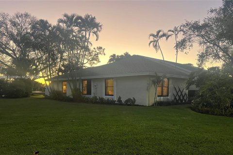 Adosado en alquiler en Palm Beach Gardens, Florida, 3 dormitorios, 176.98 m2 № 1979306 - foto 1